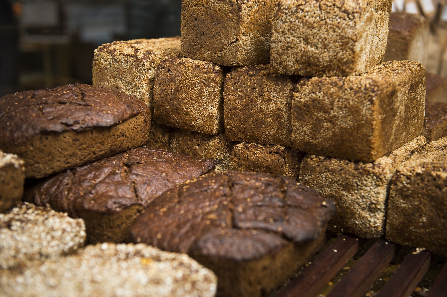 Friskbagt rugbrød fra bageren i Roskilde | Ring og hør mere